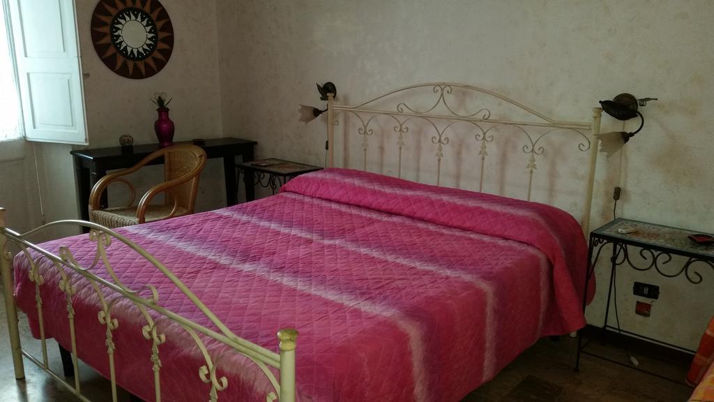 Il Balcone Sullo Stretto Bed & Breakfast Reggio di Calabria Cameră foto