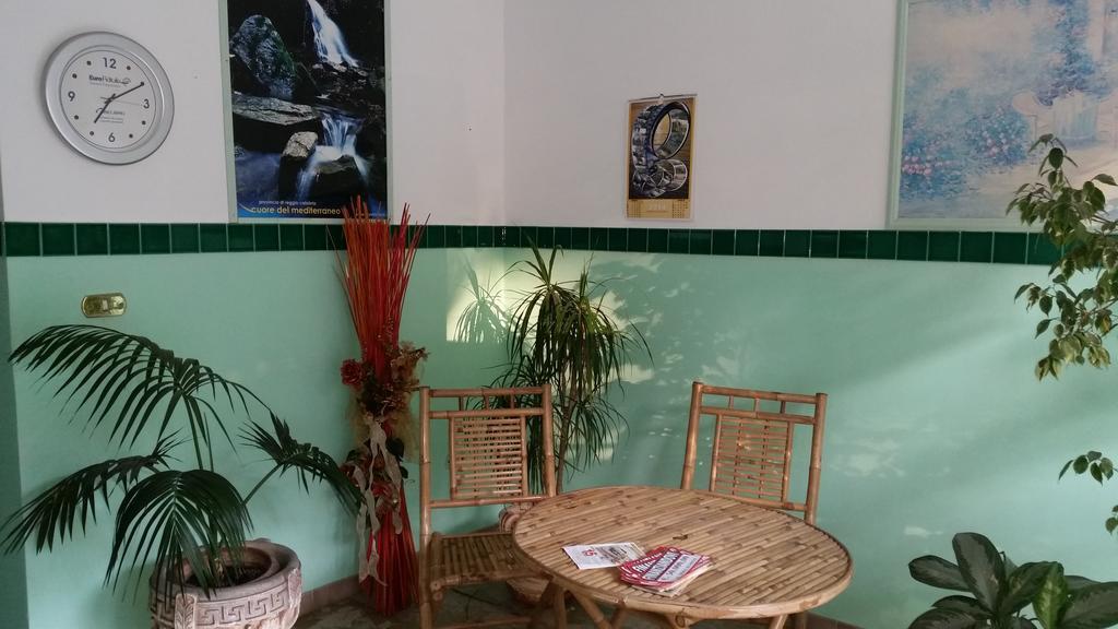 Il Balcone Sullo Stretto Bed & Breakfast Reggio di Calabria Exterior foto